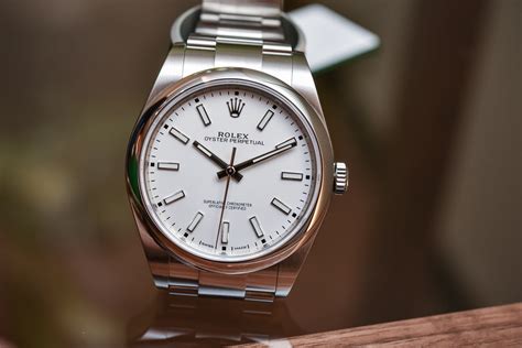 Rolex oyster dial